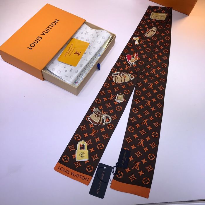 Louis Vuitton Scarf LVS00011